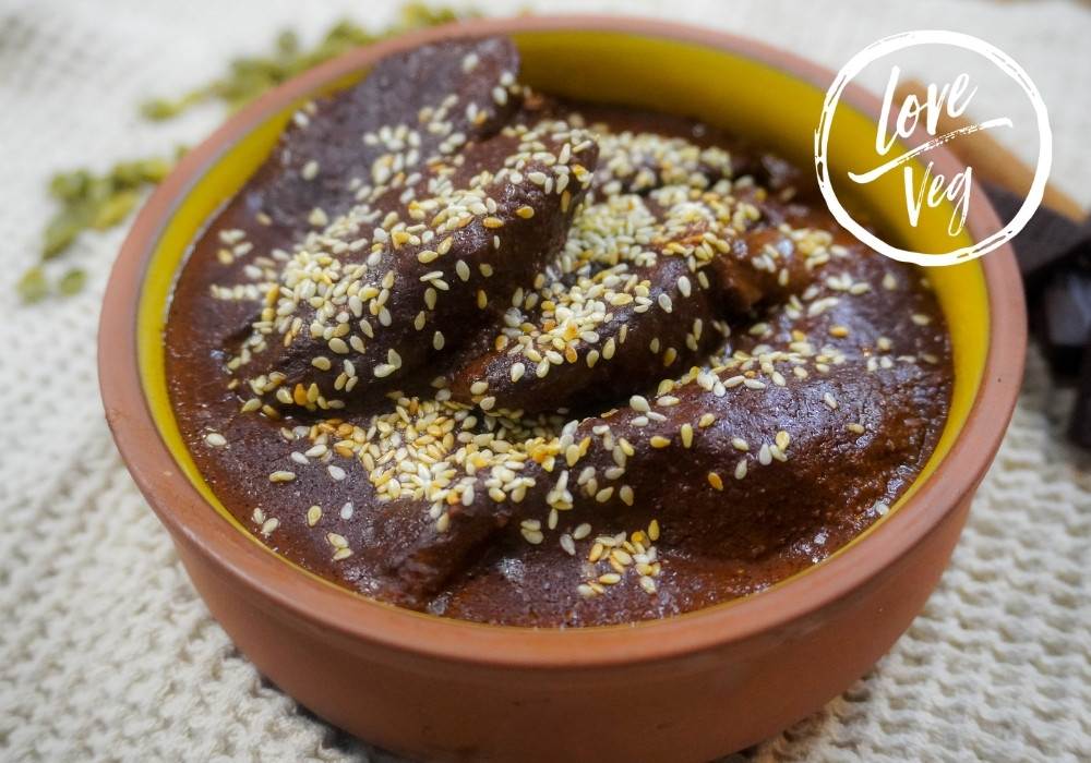 mole-guatemalteco-header