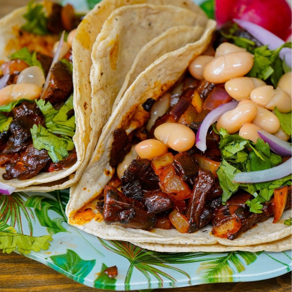 Tacos de hongos adobados