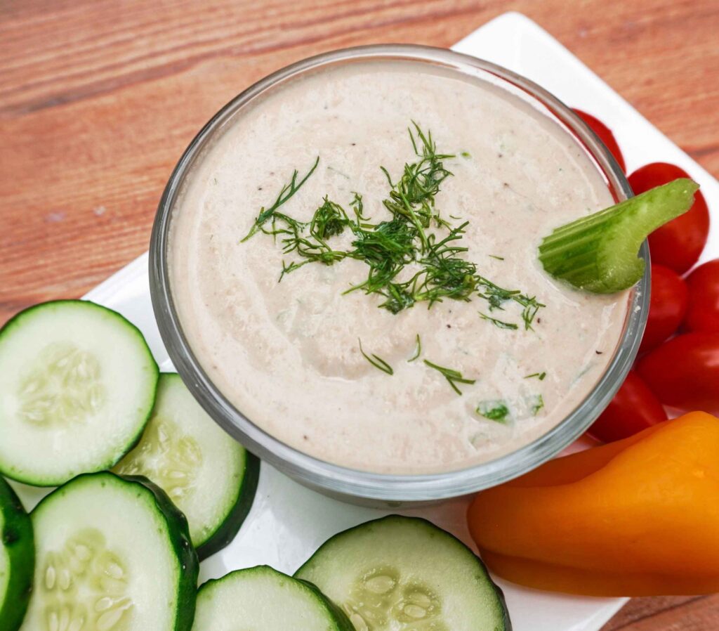 Aderezo ranch vegano con grasas saludables