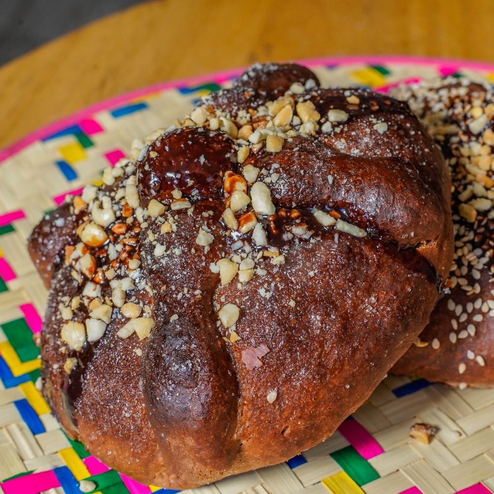 Pan de muerto de chocolate
